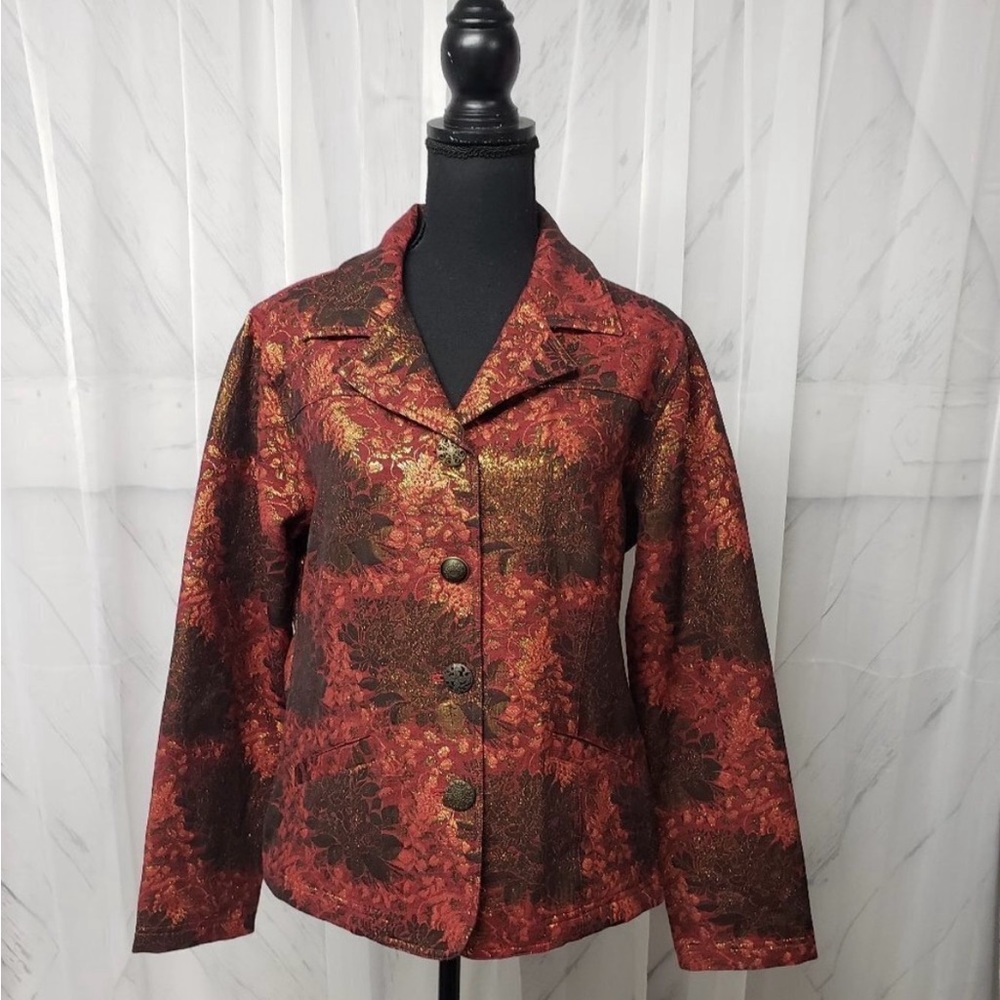 Chico's Red and Gold Brocade Blazer with Notched Lapel -Chico’s size 2 ( large)